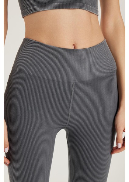 Kadın Slim Fit Dar Kesim Fitilli Dar Paça Gri Pantolon fiyatları