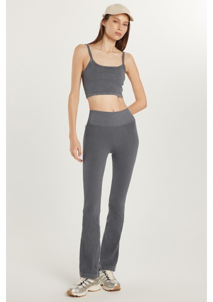 Kadın Slim Fit Dar Kesim Fitilli Dar Paça Gri Pantolon modelleri