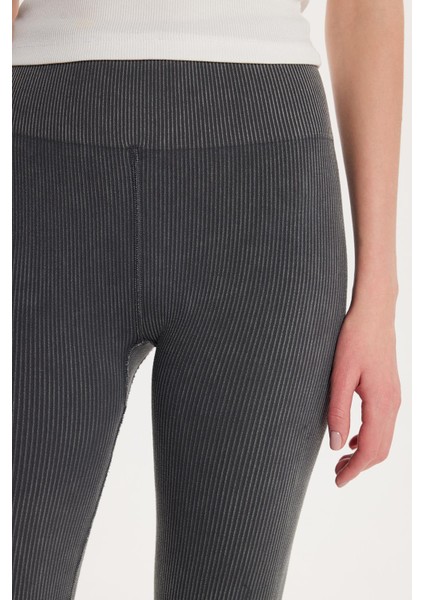 Kadın Slim Fit Dar Kesim Fitilli Dar Paça Antrasit Pantolon modelleri
