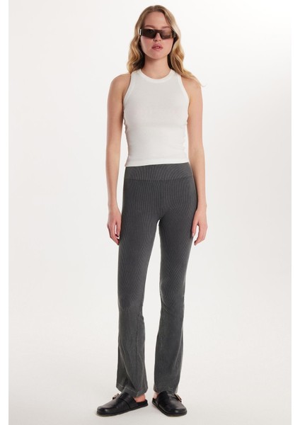 Kadın Slim Fit Dar Kesim Fitilli Dar Paça Antrasit Pantolon fırsatları
