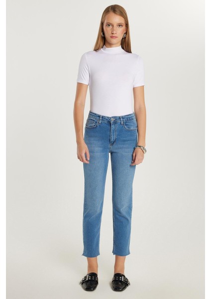 Kadın Slim Fit Dar Kesim Kısa Boru Paça Mavi Jean Kot Pantolon fiyatları