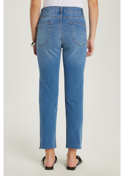 Kadın Slim Fit Dar Kesim Kısa Boru Paça Mavi Jean Kot Pantolon indirimleri