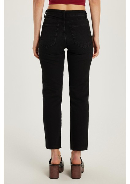 Kadın Slim Fit Dar Kesim Kısa Boru Paça Füme Jean Kot Pantolon indirimleri