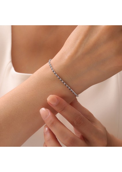 925 Ayar Gümüş Siyah Beyaz Zirkon Taşlı Şık Ayarlanabilir Suyolu Bileklik modelleri