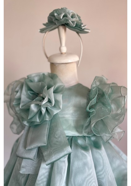 Özel Tasarım Kız Çocuk Elbise, Çiçek ve Inci Detaylı, Kolu Fırfırlı, Taç AKSESUARLI_1025 modelleri