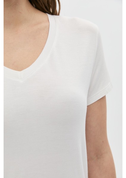 Kadın Basic V Yaka T-Shirt 5980 Ekru modelleri
