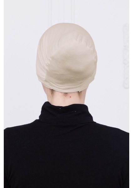 Geçmeli Bone Önü Dikişsiz Kaymaz Lastikli Kadın Tesettür Pratik Geçme Iç Bone Bej