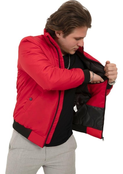 Erkek Astarlı Dik Yaka Mevsimlik Cepli Su ve Rüzgar Geçirmez Mont indirimleri