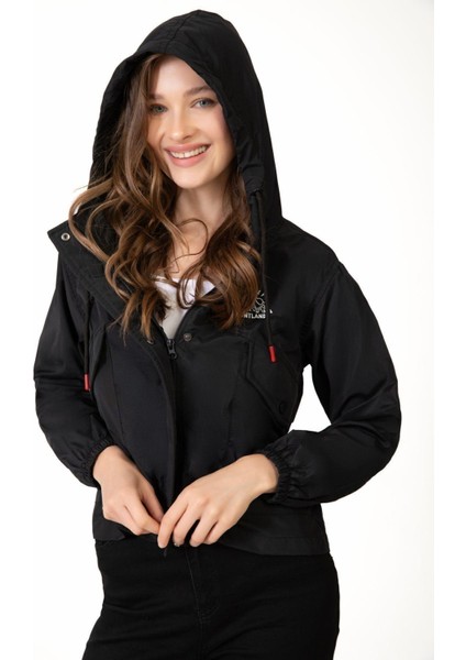 Spor Kadın Su Yeşili Su Geçirmez ve Rüzgara Dayanıklı Kapüşonlu Cepli Çıt Çıtlı Mevsimlik Yağmurluk