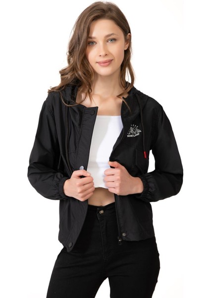 Spor Kadın Su Yeşili Su Geçirmez ve Rüzgara Dayanıklı Kapüşonlu Cepli Çıt Çıtlı Mevsimlik Yağmurluk modelleri