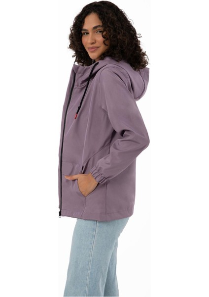 Kadın Astarlı Su Geçirmez ve Rüzgara Dayanıklı Kapüşonlu Iç Cepli Mevsimlik Yağmurluk indirimleri