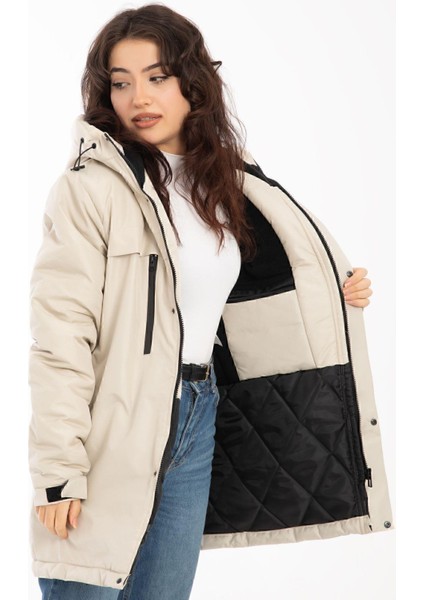 Spor Kadın Polarlı Su ve Rüzgar Geçirmez Kapüşonlu Kışlık Mont & Kaban & Parka modelleri