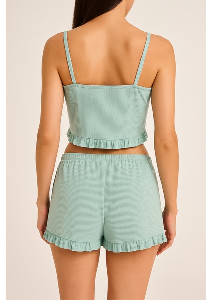 Pamuklu Iğne Çıkarmalı Ince Askılı Crop Atlet Paçası Fırfırlı Şort Kadın Pijama Takımı fiyatları