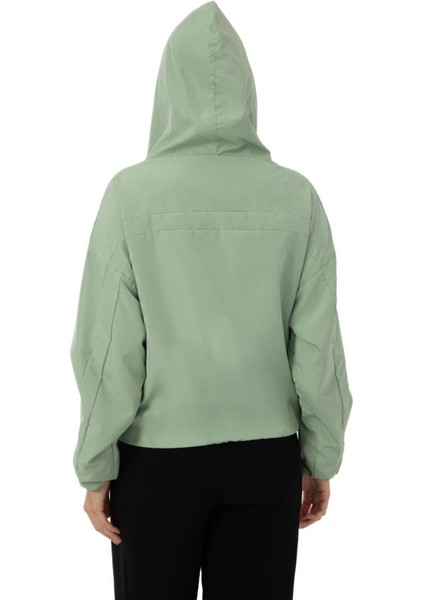 Spor Kadın Kapüşonlu Su ve Rüzgar Geçirmez Cepli Astarlı Oversize Mevsimlik Yağmurluk fırsatları