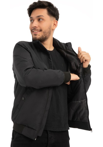 Spor Erkek Astarlı Dik Yaka Mevsimlik Cepli Su ve Rüzgar Geçirmez Mont