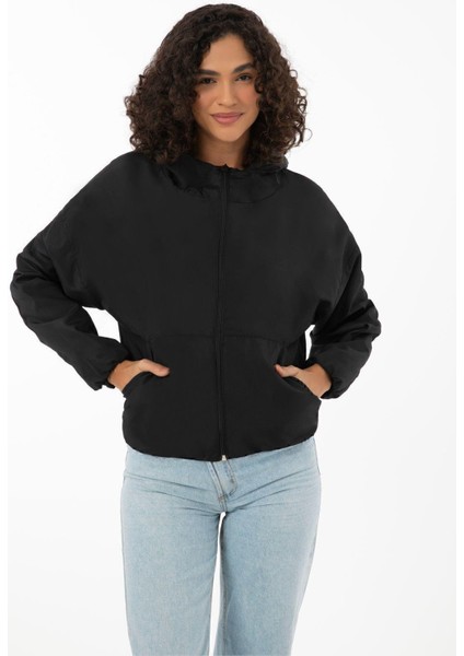 Kadın Su Yeşili Kapüşonlu Su ve Rüzgar Geçirmez Cepli Astarlı Oversize Mevsimlik Yağmurluk