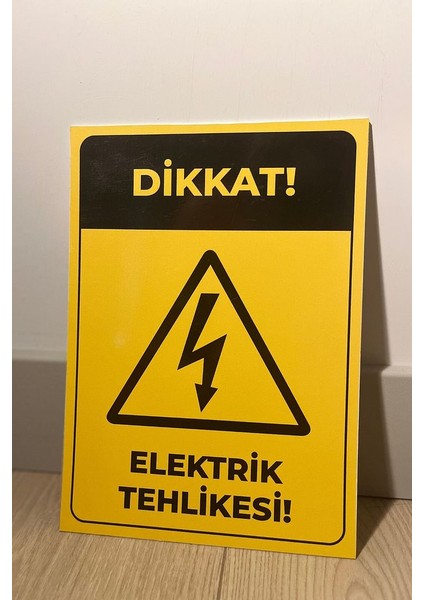 Dikkat Elektrik Tehlikesi Uyarı Levhası (21X29 cm - 3,5 mm Kalın Dekota - Uv Baskı)