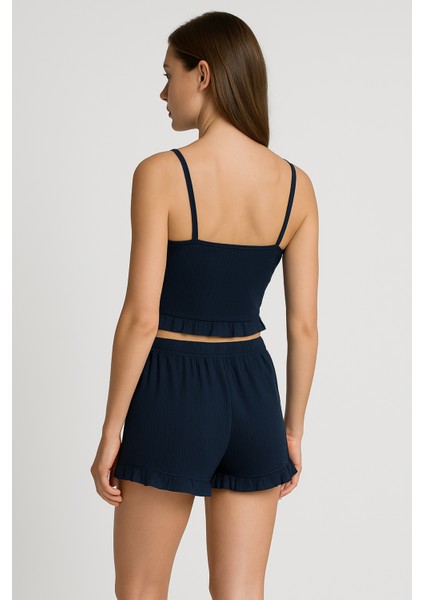 Pamuklu Iğne Çıkarmalı Ince Askılı Crop Atlet Paçası Fırfırlı Şort Kadın Pijama Takımı fiyatları