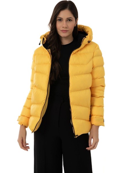 Spor Kadın Kapüşonlu Polarlı Kürklü Su Geçirmez Rüzgara Dayanıklı Şişme Mont Kaban Parka fiyatları