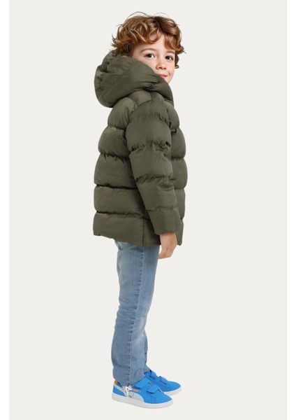 Erkek Çocuk Polarlı Kapüşonlu Su Geçirmez Rüzgara Dayanıklı Cepli Şişme Kışlık Mont modelleri