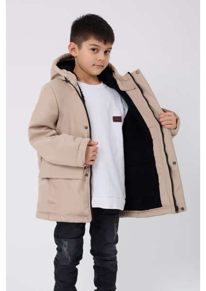 Spor Erkek Çocuk Kürklü Su ve Rüzgar Geçirmez Kapüşonlu 3 Cep Kışlık Mont & Kaban & Parka modelleri