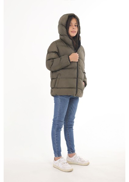 Spor Kız Çocuk Polarlı Kapüşonlu Su Geçirmez Rüzgara Dayanıklı Cepli Şişme Kışlık Mont modelleri