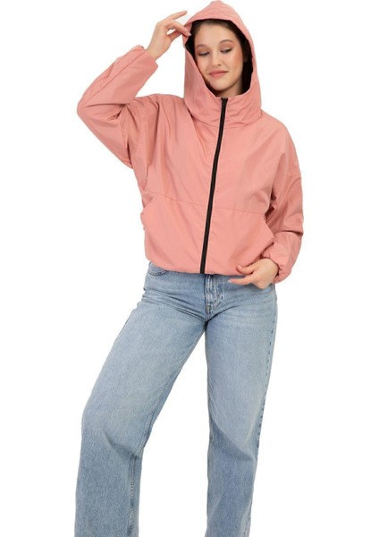 Kadın Kapüşonlu Su ve Rüzgar Geçirmez Cepli Astarlı Oversize Yağmurluk indirimleri