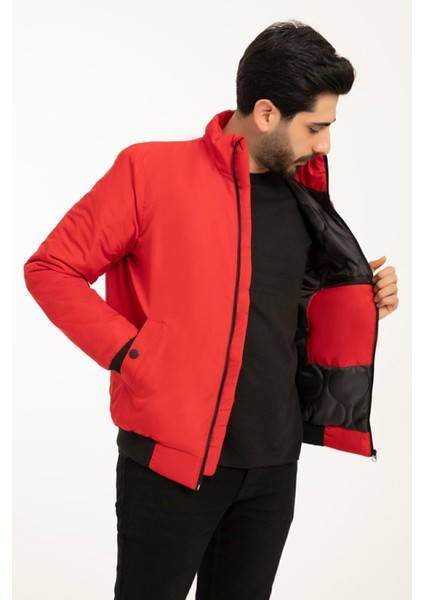 Erkek Astarlı Dik Yaka Mevsimlik Cepli Su ve Rüzgar Geçirmez Mont