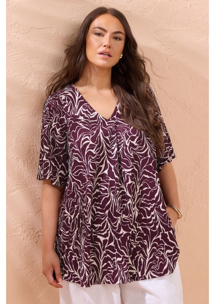 Büyük Beden V Yaka Kısa Kollu Soyut Desenli Asimetrik Kesim T-Shirt 616219