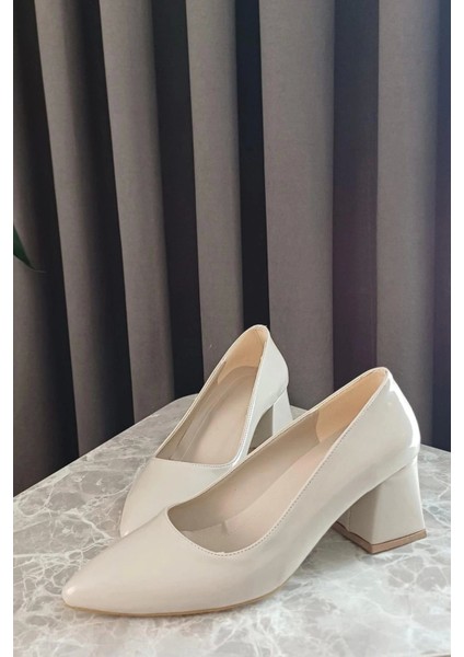 Kadın Nova Krem Rugan 6,5 cm Kalın Topuklu Stiletto fiyatları