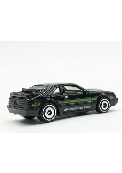 Tekli Arabalar 84 Ford Mustang Svo HKJ60 fiyatları