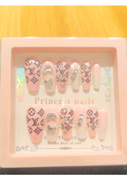 Lüks Figürlü Takma Tırnak