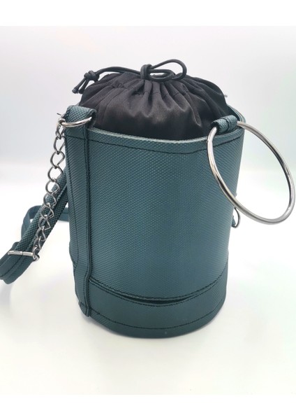 Patlı Kadın Silindir Siyah Çanta fiyatları