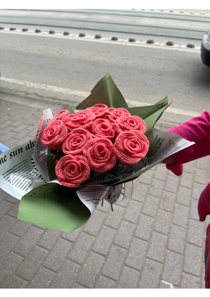 Örgü Gül Buketi,kırmızı Beyaz Gül,el Yapımı Örgü Çiçek Buketi,anneye,sevgiliye,öğretmene Hediye fiyatları