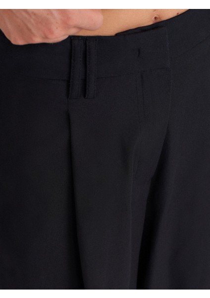 71634 Pilili Geniş Paça Pantolon-Siyah modelleri