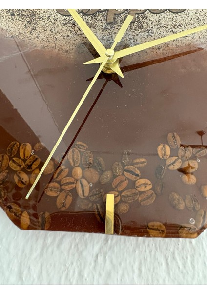 - Kahve Kupası Şeklinde Epoksi Duvar Saati (Özel Tasarım - Tek Üretim) - 27X21 cm