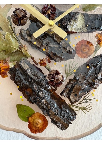 - Doğal Ağaç Kabuklu Epoksi Duvar Saati (Özel Tasarım - Tek Üretim - Versiyon V) - 30 cm