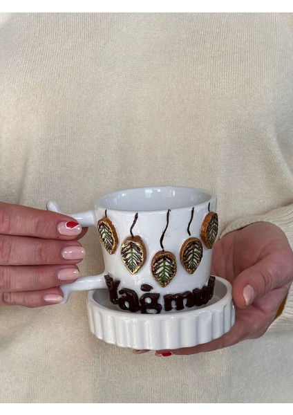 Yaprak Figürlü Isimli Kupa Fincan Mug fiyatları