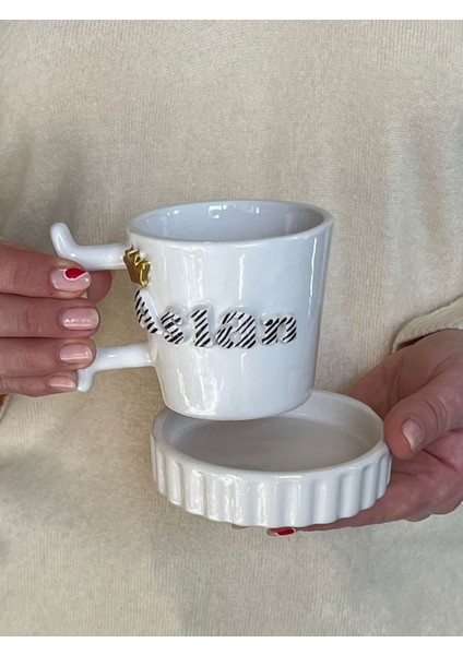 Taç Figürlü Isimli Kupa Fincan Mug