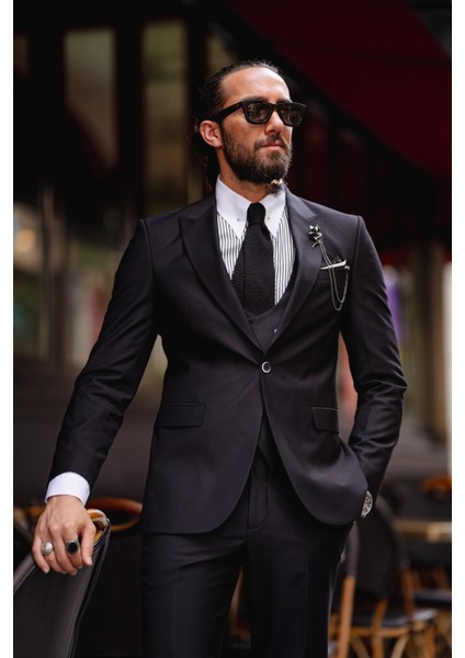 Özel Tasarım Likra Kumaşlı Mono Yaka Takım Elbise fırsatları