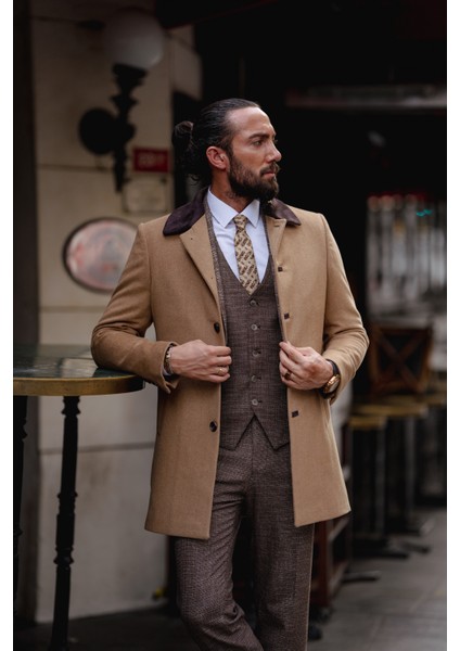 Kürk Detaylı Slim Fit Yün Kaban fiyatları