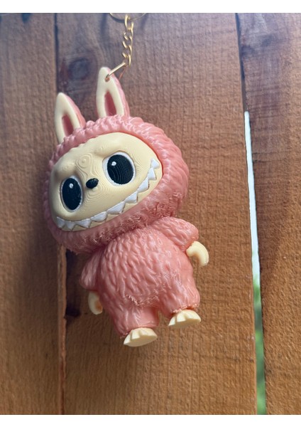 Renkli Labubu Figürü Açık Pembe 13 cm - Labubu 3D Baskı – Renkli Sevimli Koleksiyonluk Dekoratif Oyuncak - Asılabilir Charm indirimleri