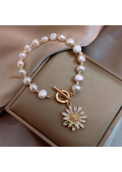 Beyaz Zirkon Taşlı Gold Renk Kelebek Tasarım Uzunluk Ayarlı Doğaltaş Inci Kadın Bileklik modelleri