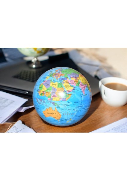 Işıklı ve Dönen Dünya Küresi – Eğitici ve Dekoratif Tasarım modelleri