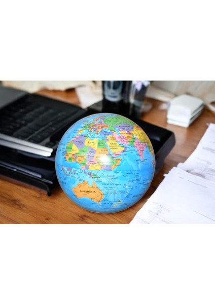 Işıklı ve Dönen Dünya Küresi – Eğitici ve Dekoratif Tasarım fırsatları