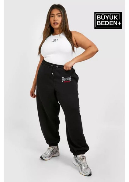 Kadın Büyük Beden Paça Lastikli Buyuk Brooklyn Baskılı Ince Eşofman Altı SPR24BEAK49