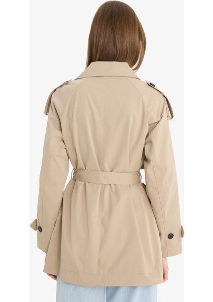 Regular Fit Kemerli Düğmeli Cepli Trençkot E8583AX25AU