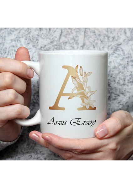 Kişiye Özel Gold Baş Harf Temalı Isimli Beyaz Kupa
