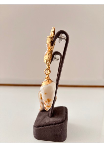 Paslanmaz Çelik Deniz Yıldızı ve Deniz Kabuğu Sallantılı Küpe – Kararmayan Şık Kadın Küpe fiyatları