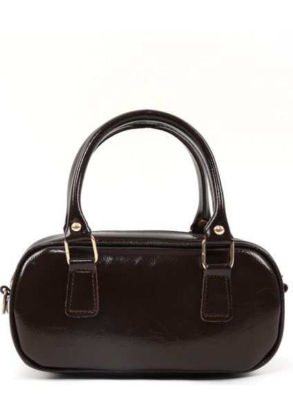 Kırışık Dokulu Kahverengi SHK207 Suni Deri Charm Detaylı Fermuarlı ,askılı El, Kol ve Omuz Çantası modelleri